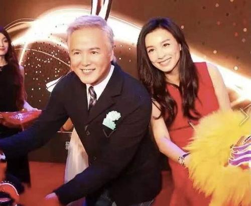 娱乐圈吃瓜群众,揭秘吃瓜群众的狂欢盛宴